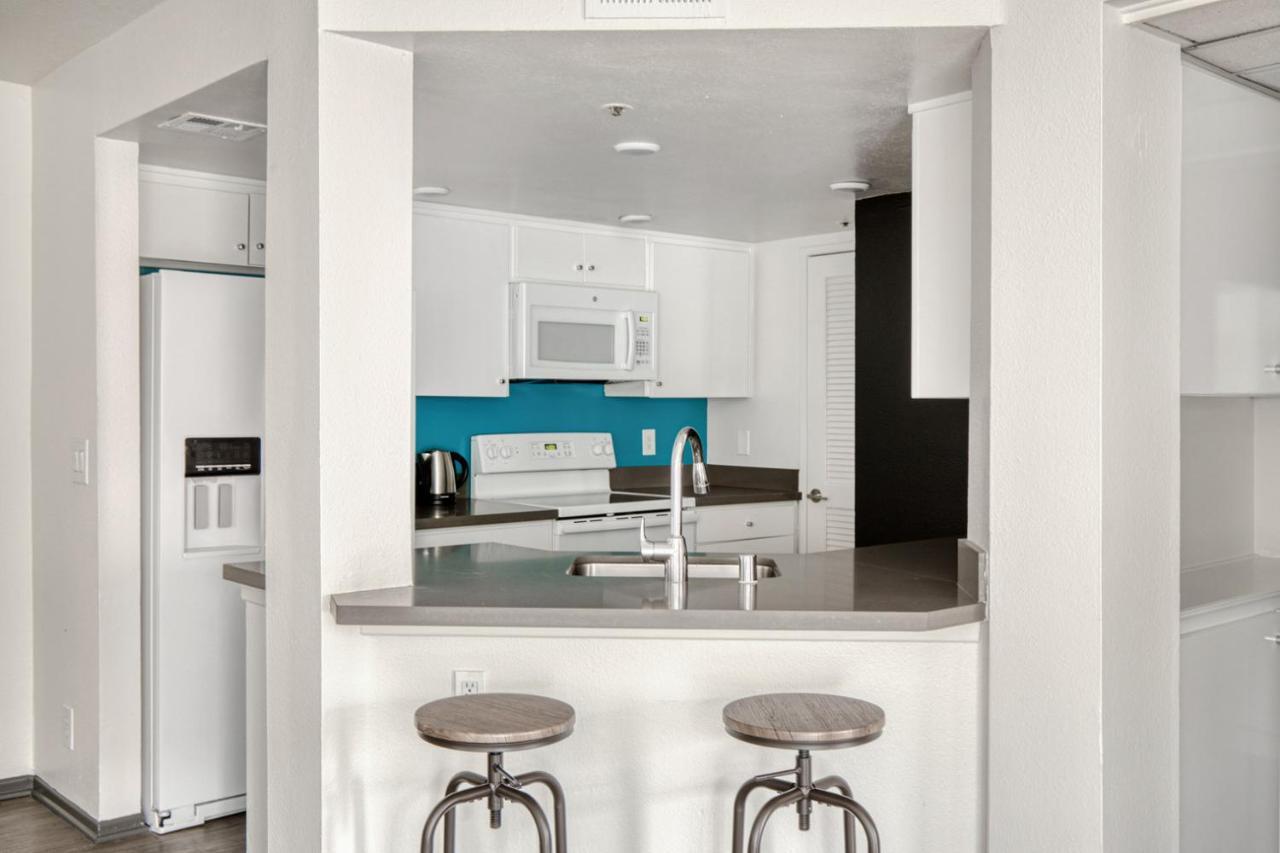 Studio City 2Br W Gym Pool Wd Nr Tj Wf Lax-597 Los Angeles Bagian luar foto